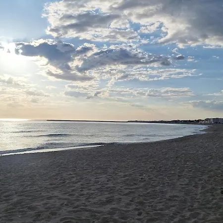 Nyaraló Ychudi Denia